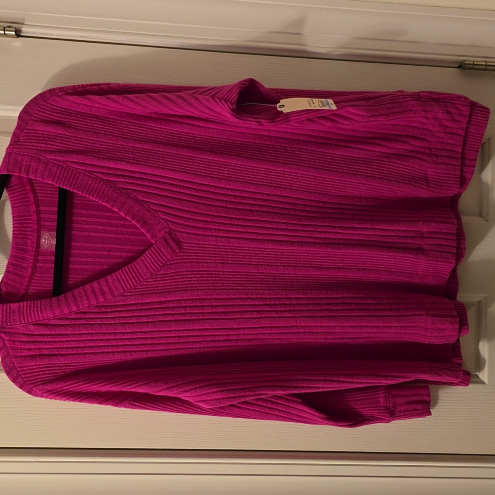 ST. JOHN'S BAY WOMENS PLUS PETITE SIZE FUSCIA RIBBED V-NECK SWEATER SIZE PXXL